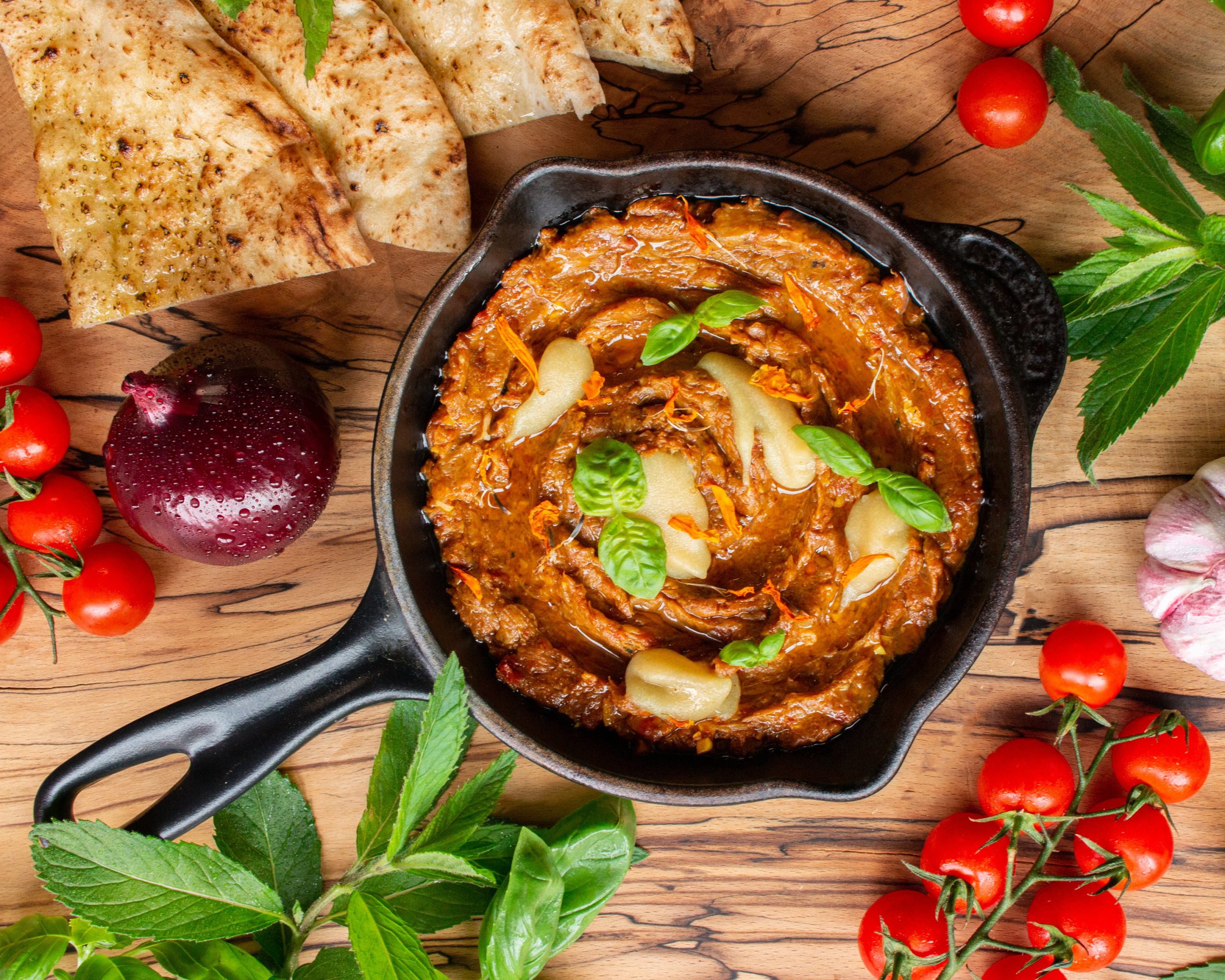 Мирза гасеми – вегетарианское блюдо иранской кухни